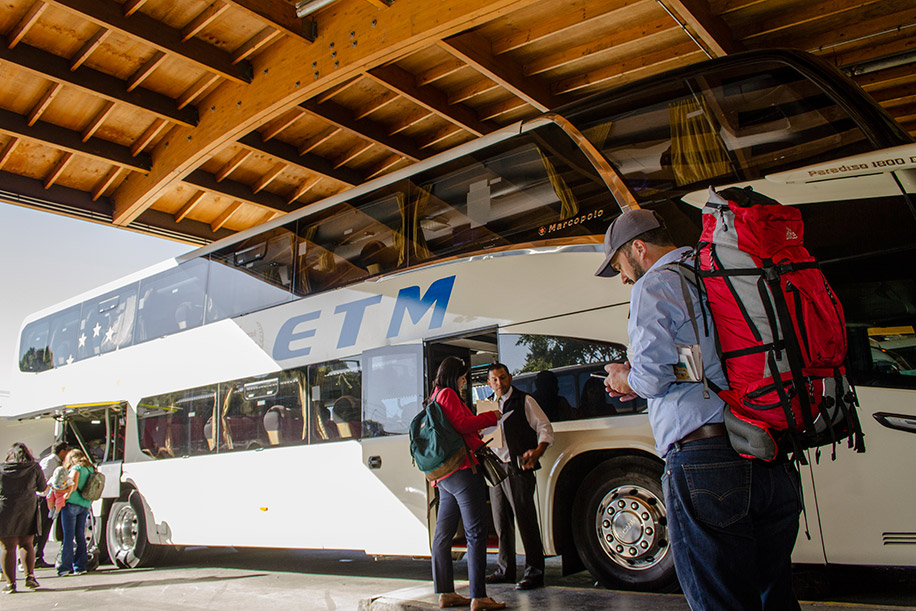 57 mil pessoas devem viajar de ônibus no feriado de Natal 57 mil pessoas devem viajar de ônibus no feriado de Natal